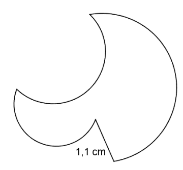 Figur som er omrisset av tre halvsirkler og et rett linjestykke på 1,1 cm.